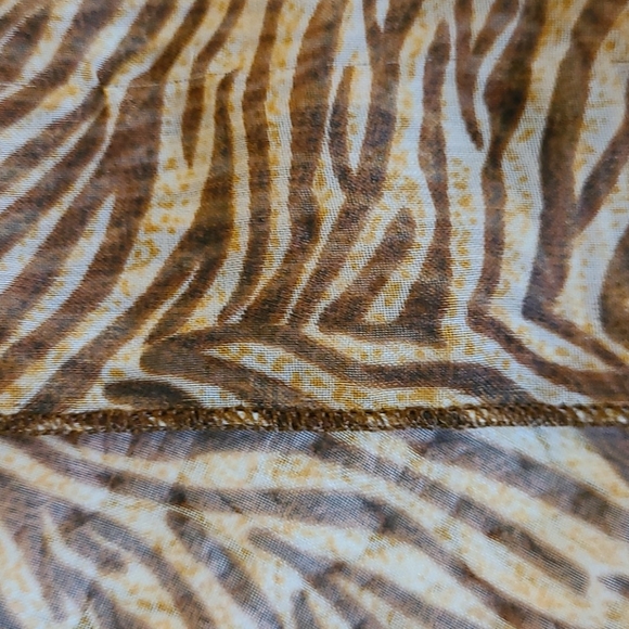 SAFARI SCARF BROWN CREME GOLD COLORS 42 BY 60 - Picture 15 of 16